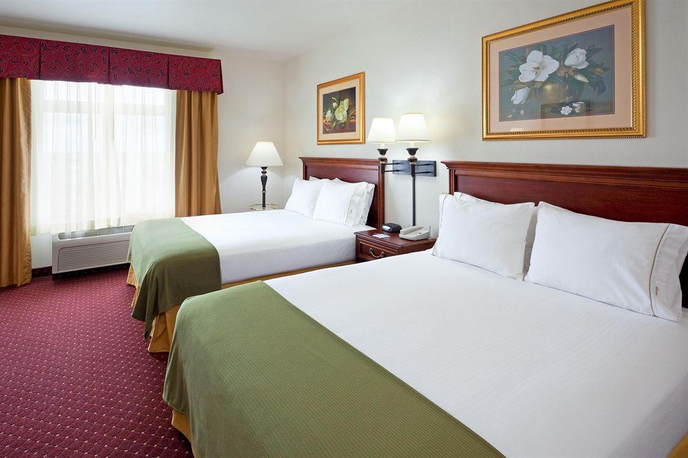 Holiday Inn Express Syracuse-Fairgrounds By Ihg Warners Phòng bức ảnh