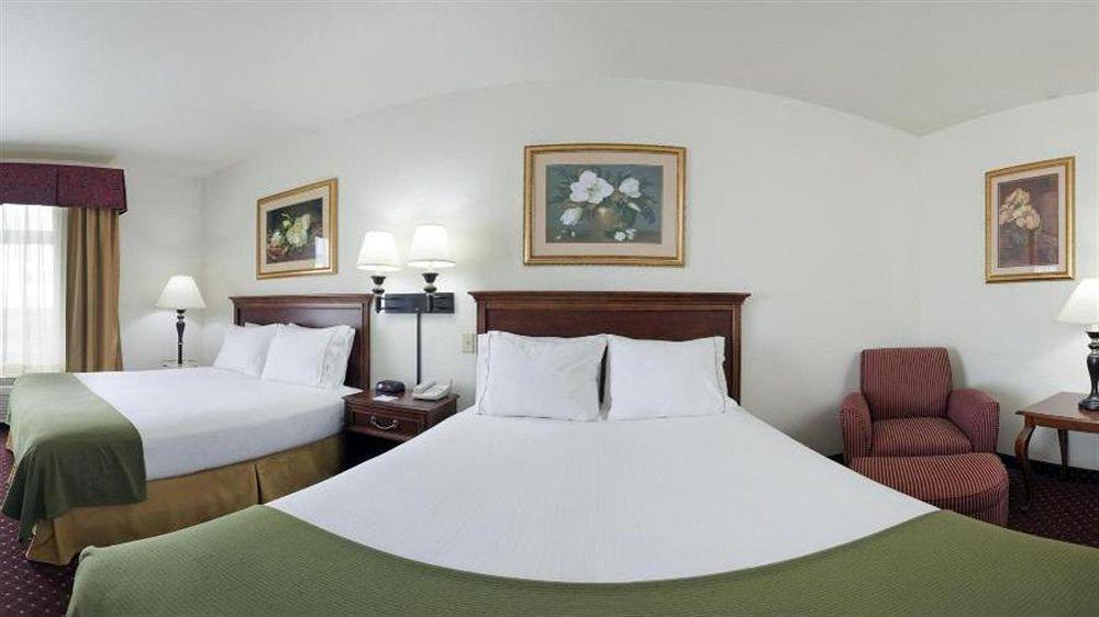 Holiday Inn Express Syracuse-Fairgrounds By Ihg Warners Ngoại thất bức ảnh